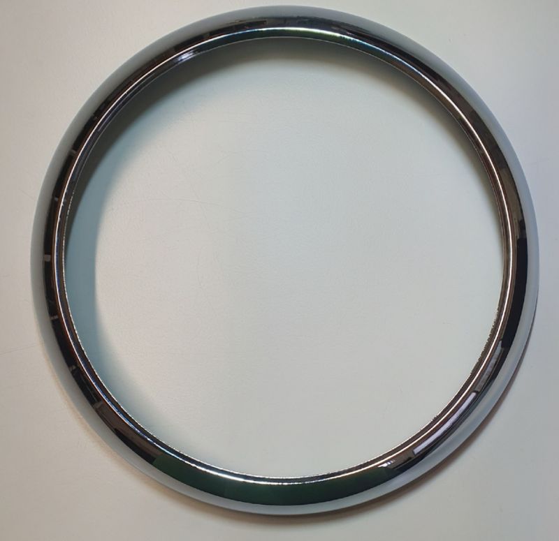 Cerclage chromé neuf (type Marchal) pour 203 Peugeot