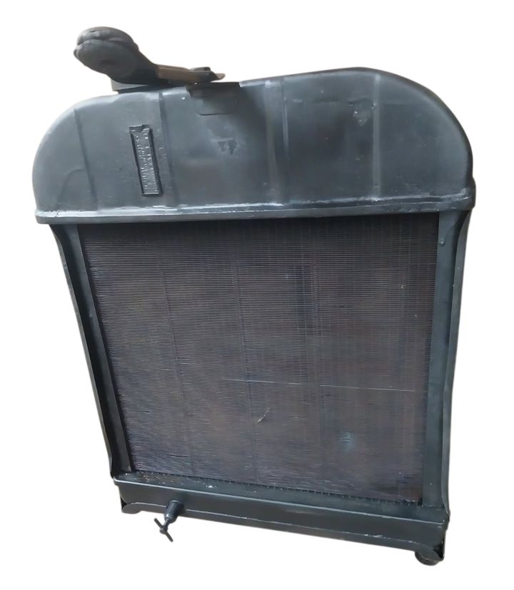 Radiateur Peugeot 403 (adaptable 203 Peugeot) Radiateur Peugeot 403 (adaptable 203 Peugeot)