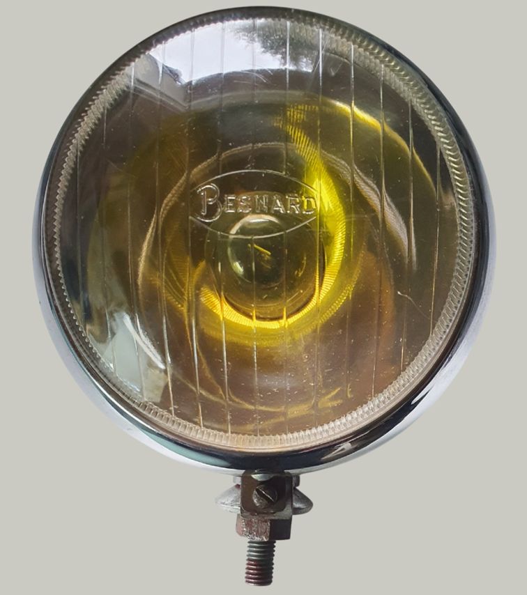 Feu longue portée Besnard