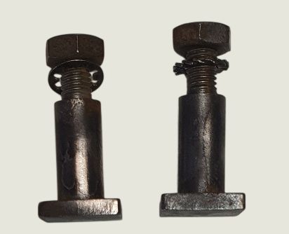 Fixations de radiateur 203/403 Peugeot