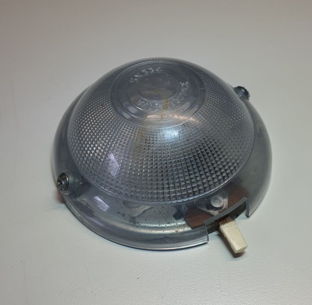 Plafonnier rond 203 Peugeot / 403 Peugeot Plafonnier rond 203 Peugeot / 403 Peugeot