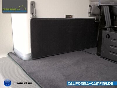 Anti-rattle carpet for the VW California & Multivan door shelves