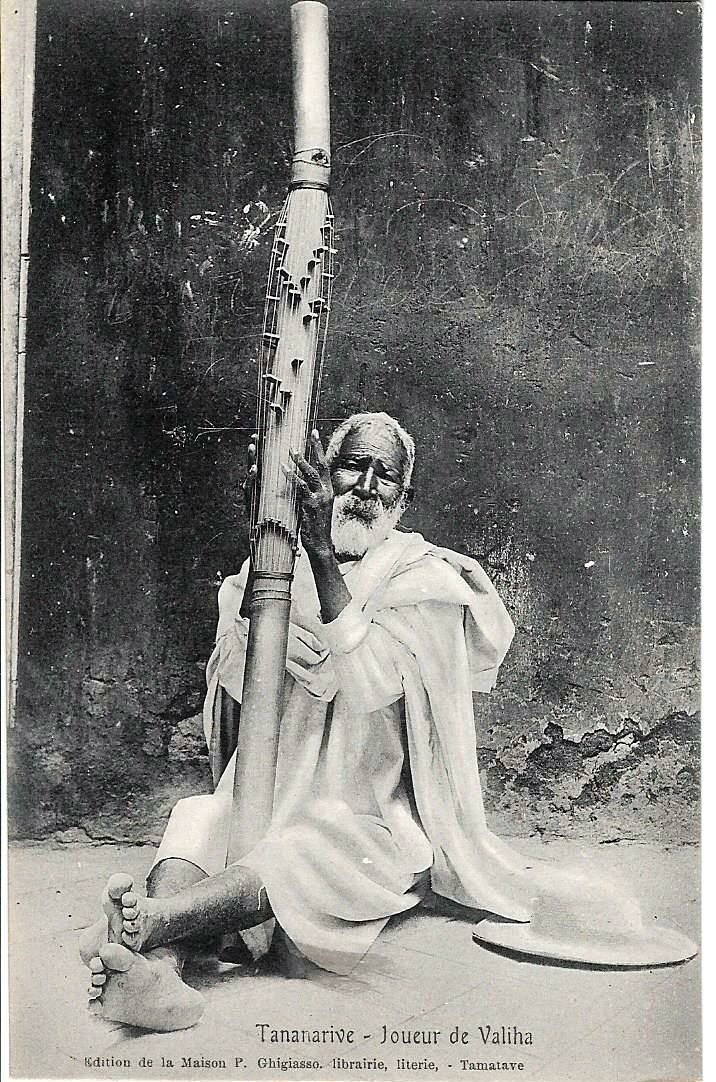 Tananarive - Joueur de Valiha