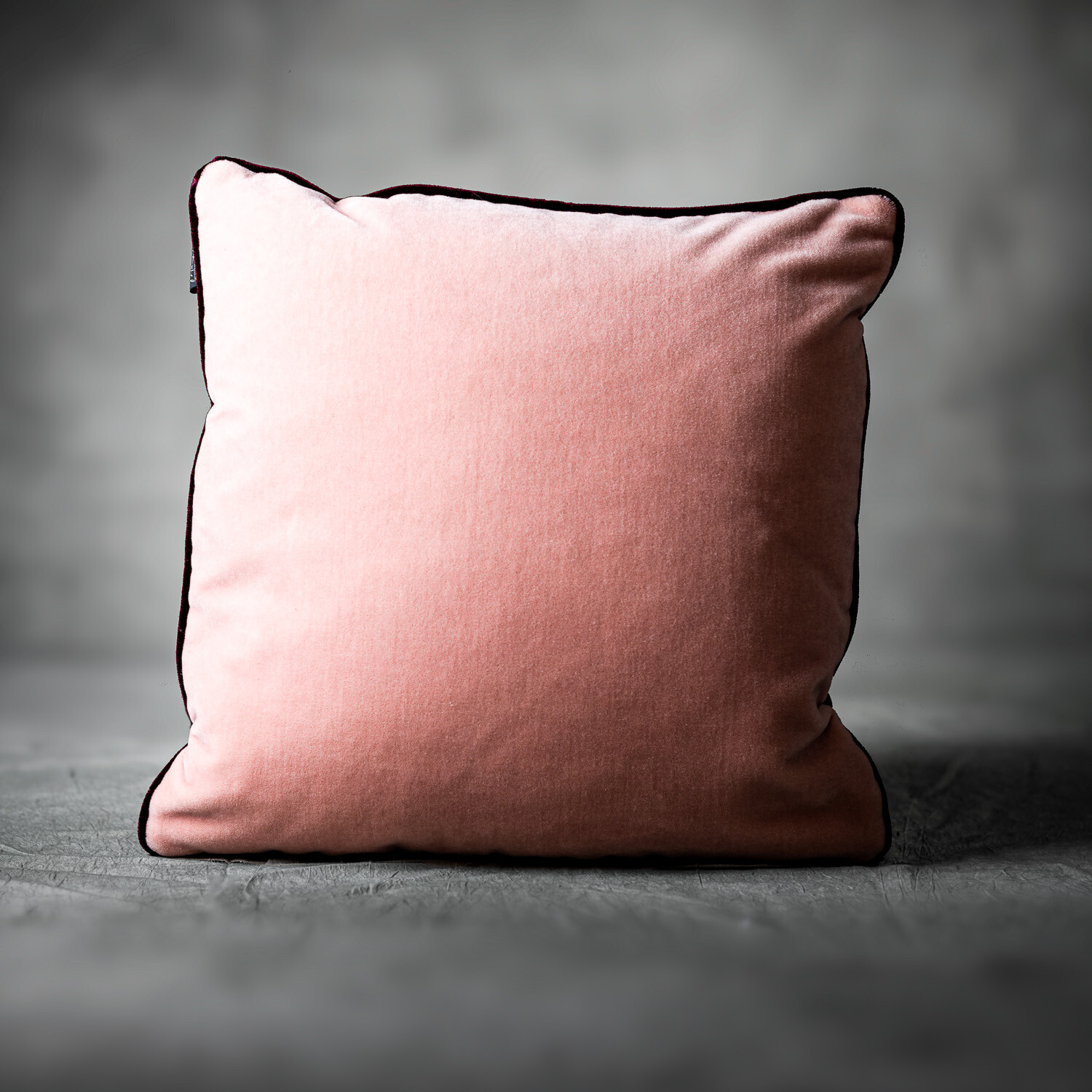 Cushion Lily 50 x 50 cm
