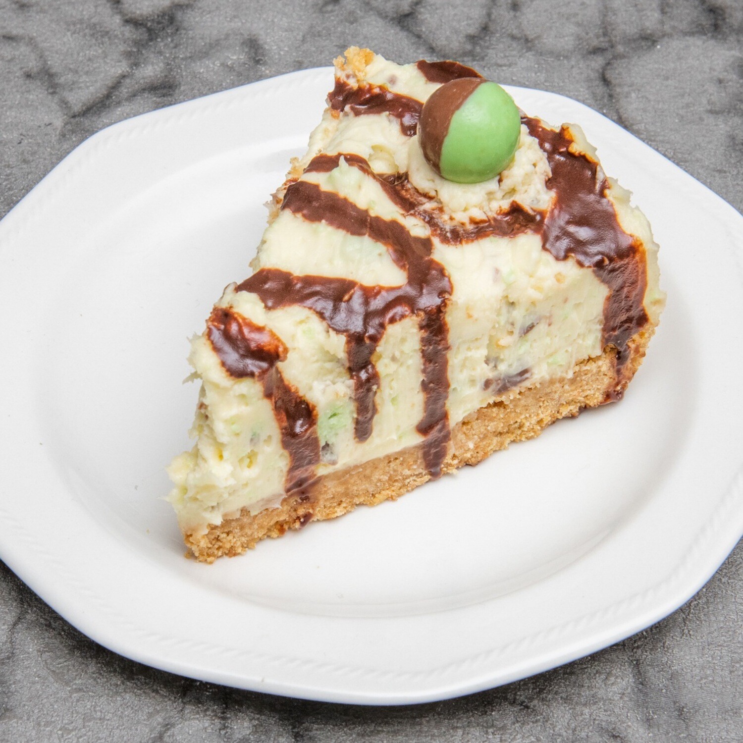 Mint Chocolate Cheesecake (Slice)