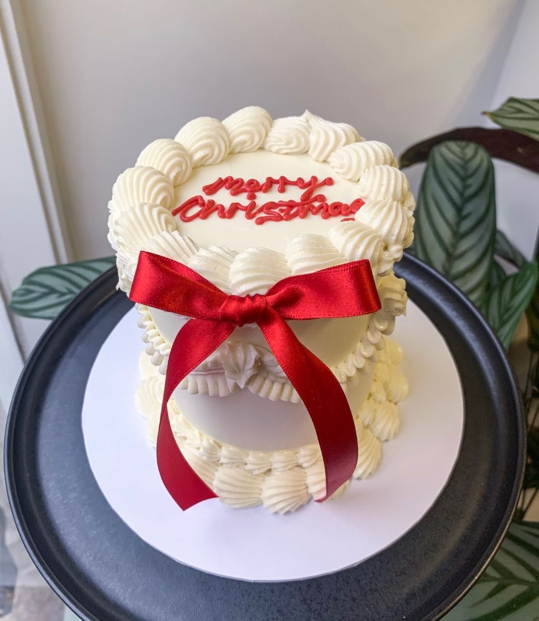 Retro Christmas Sponge Cake Retro Christmas Sponge Cake