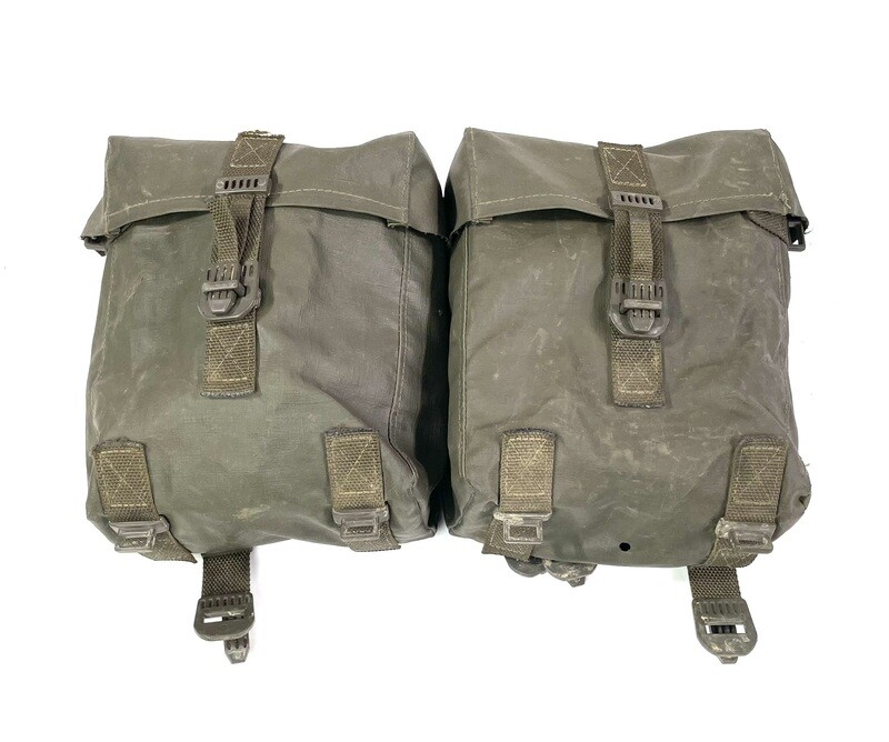 Doppeltaschen zu Militär Kampfrucksack 90 der Schweizer Armee