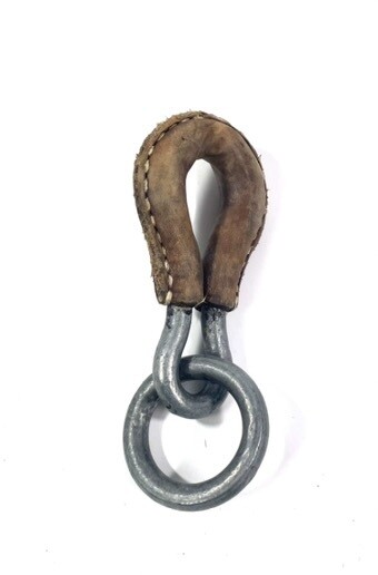 Ring zu Zugstrangen mit Leder- Umhüllung
