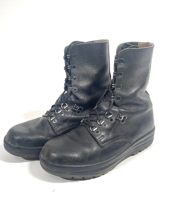 Militär Kampfstiefel KS 90 der Schweizer Armee gebraucht