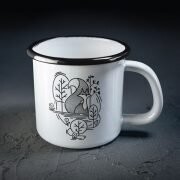 Metāla krūze, lapsa mežā Metāla krūze, lapsa mežā