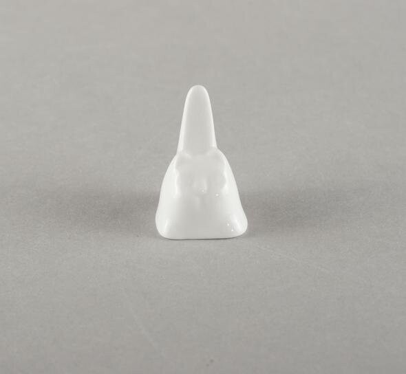 Porcelāna pirksta kaķis