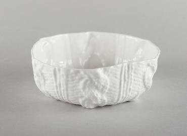 Porcelāna adīta bļoda L