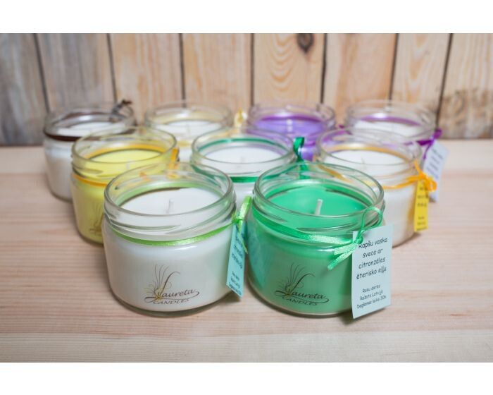 Laureta Candles Aromātiskā rapšu vaska svece burciņā 300 ml