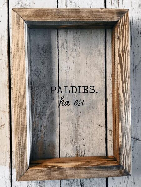 Stikla rāmis, Paldies
