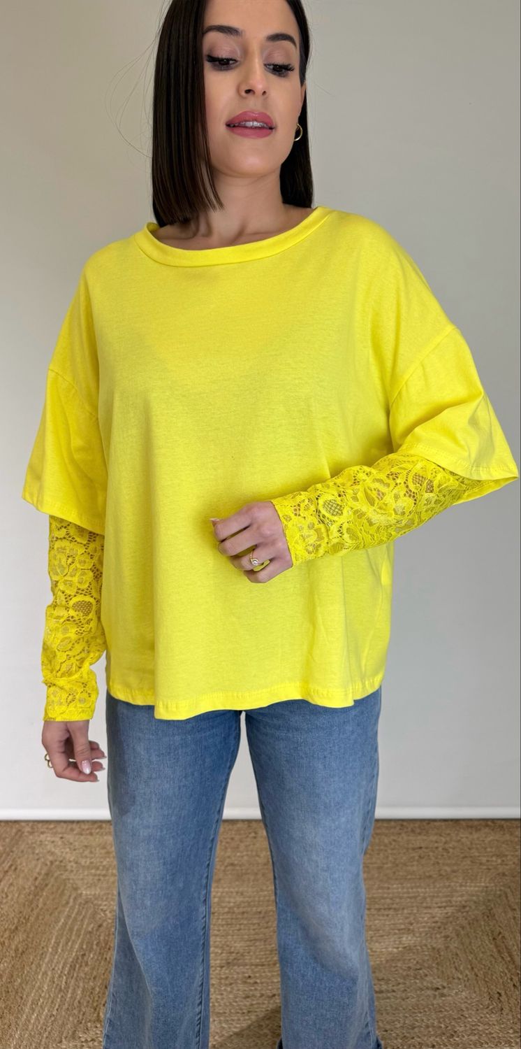 Camiseta Mangas de Encaje Amarillo