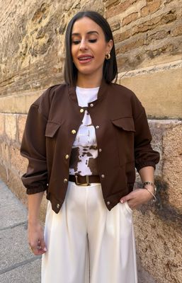 Bomber Briana Marrón