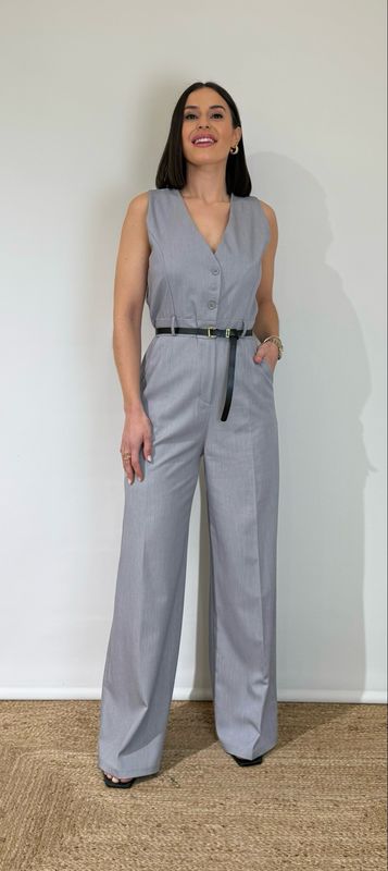 Mono Ivonne Gris