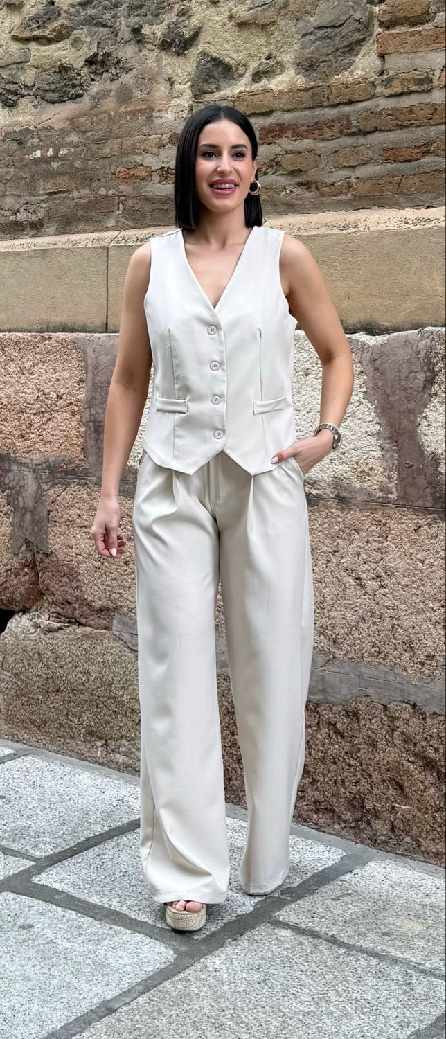 Conjunto Laura Beige