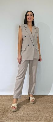 Conjunto Cloe Taupe