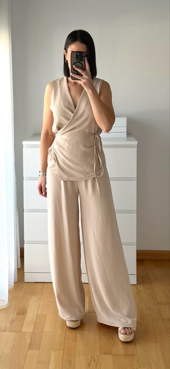 Conjunto Gabriela Beige