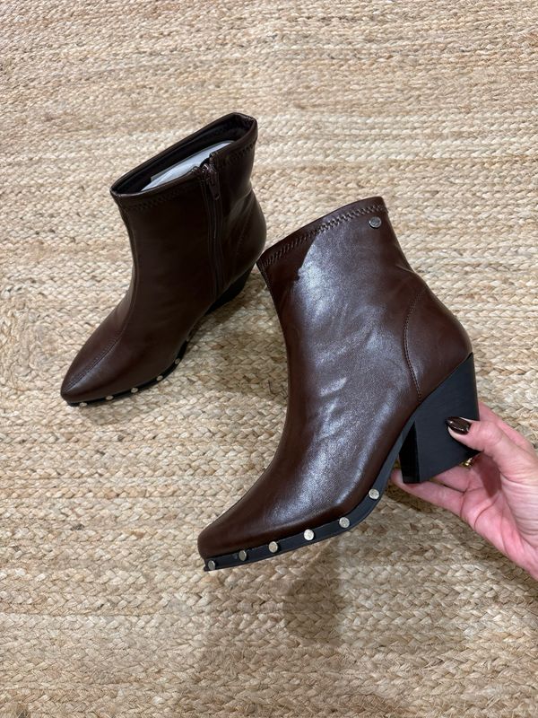 Botines Tachuelas Marrón
