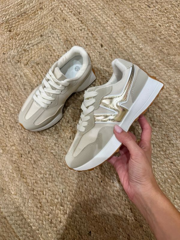 Zapatillas Niña Beige Zapatillas Niña Beige