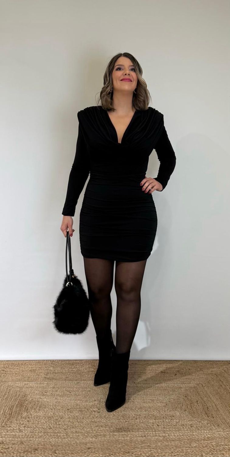 Vestido drapeado negro