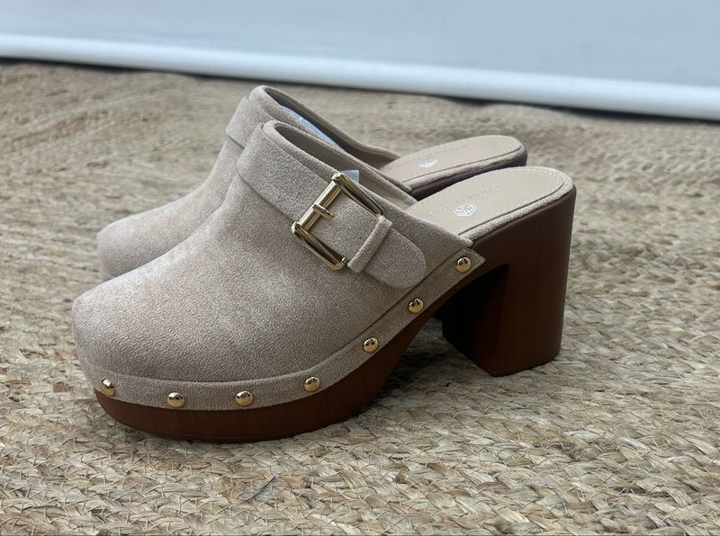 Zueco beige Zueco beige