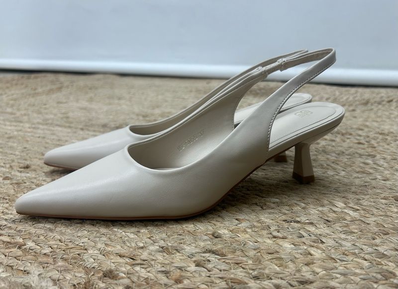 Stilettos beige Stilettos beige