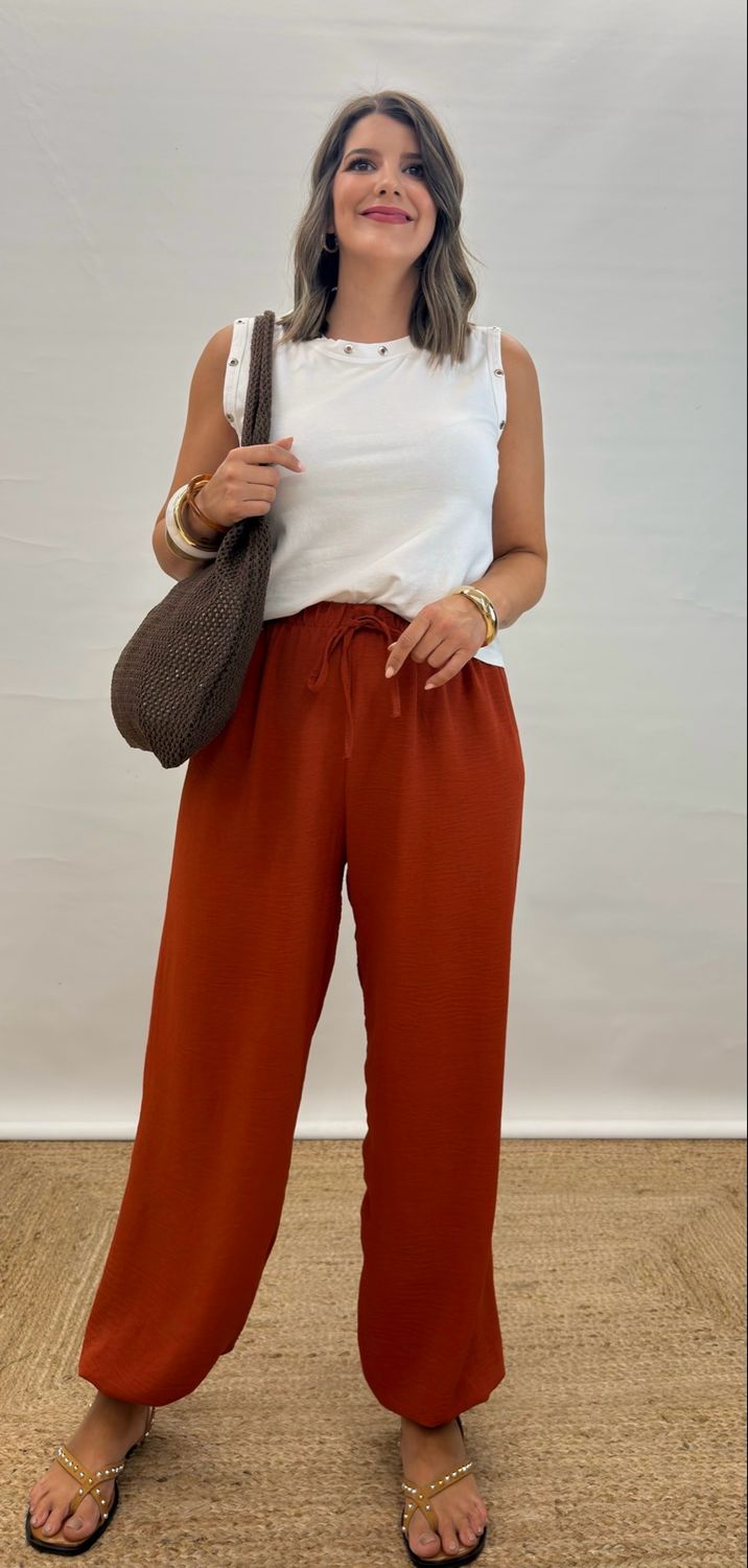 Pantalón bombacho básico Pantalón bombacho básico