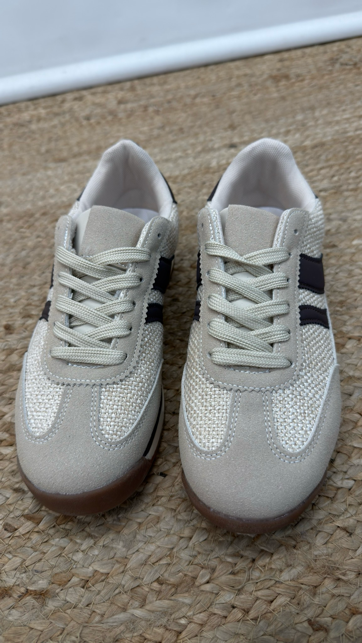 Deportivas casual beige