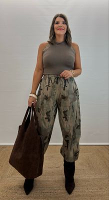 Pantalón camuflaje Pantalón camuflaje