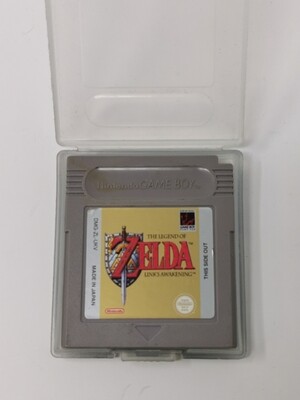 The legend of zelda link's awakening Nintendo Game Boy