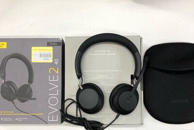 Jabra Evolve2 40 PC Headset – Noise Cancelling UC Certified Stereo Headphones With 3-Microphone Call Technology – USB-A Cable – Black