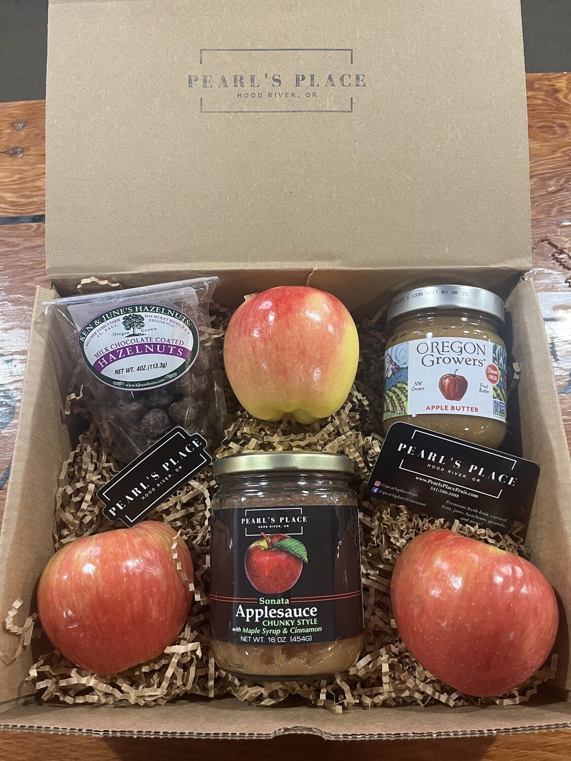 Pearl&#39;s Fruit Gift Box