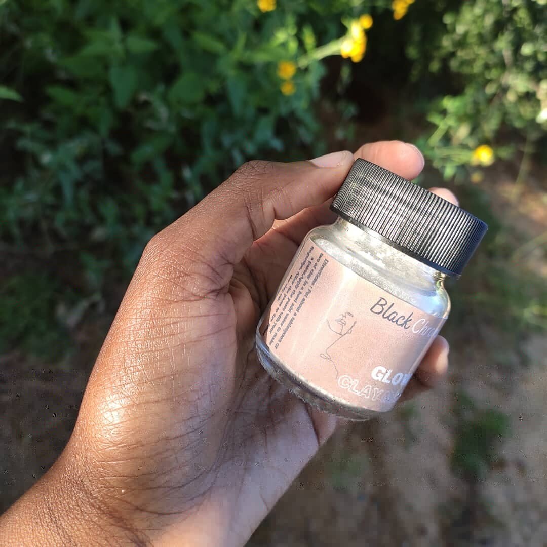 Glow clay mask