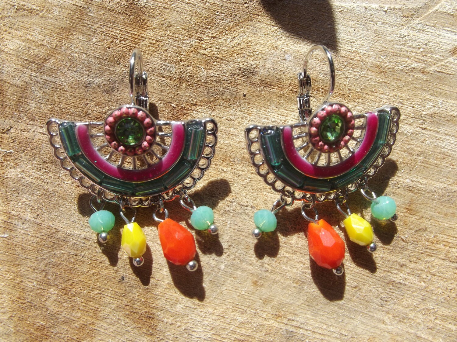 Boucles d'oreille émail rose indien