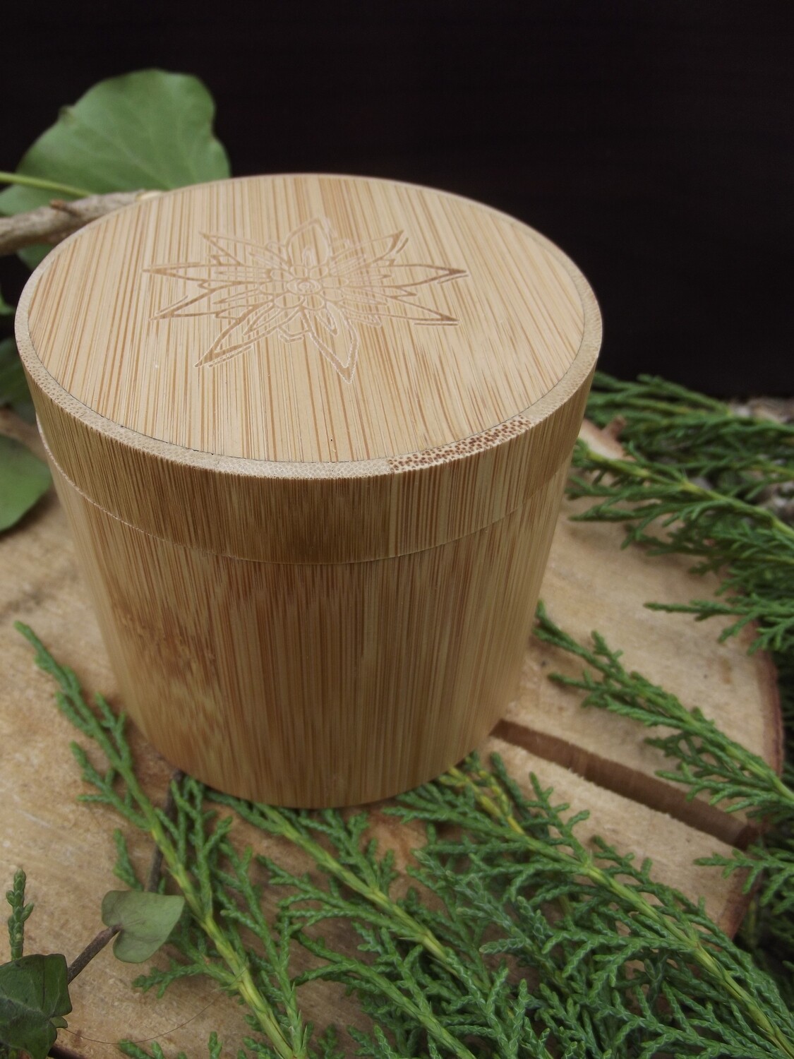 Boîte ronde en bois de bambou