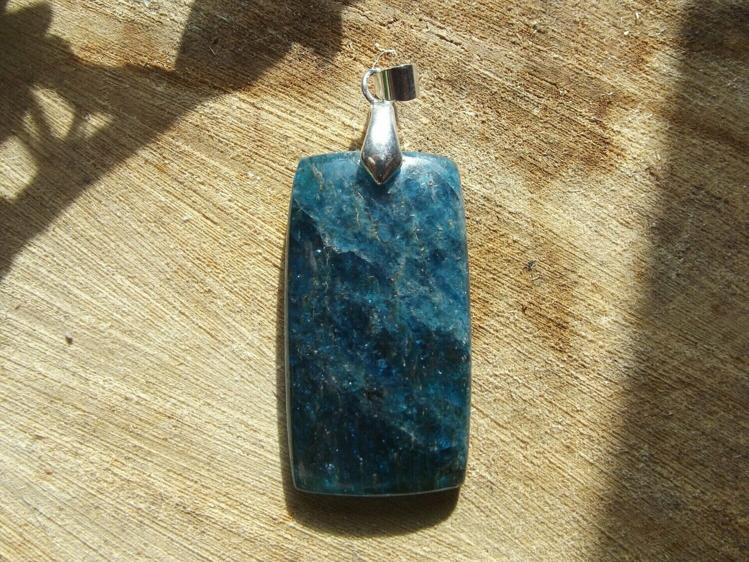 Pendentif apatite bleue