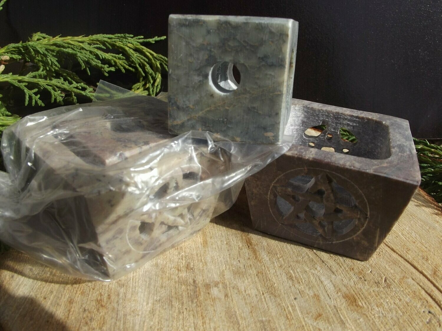 Bougeoirs en pierre à savon