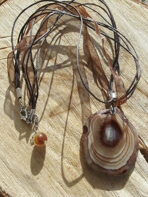 Collier agate