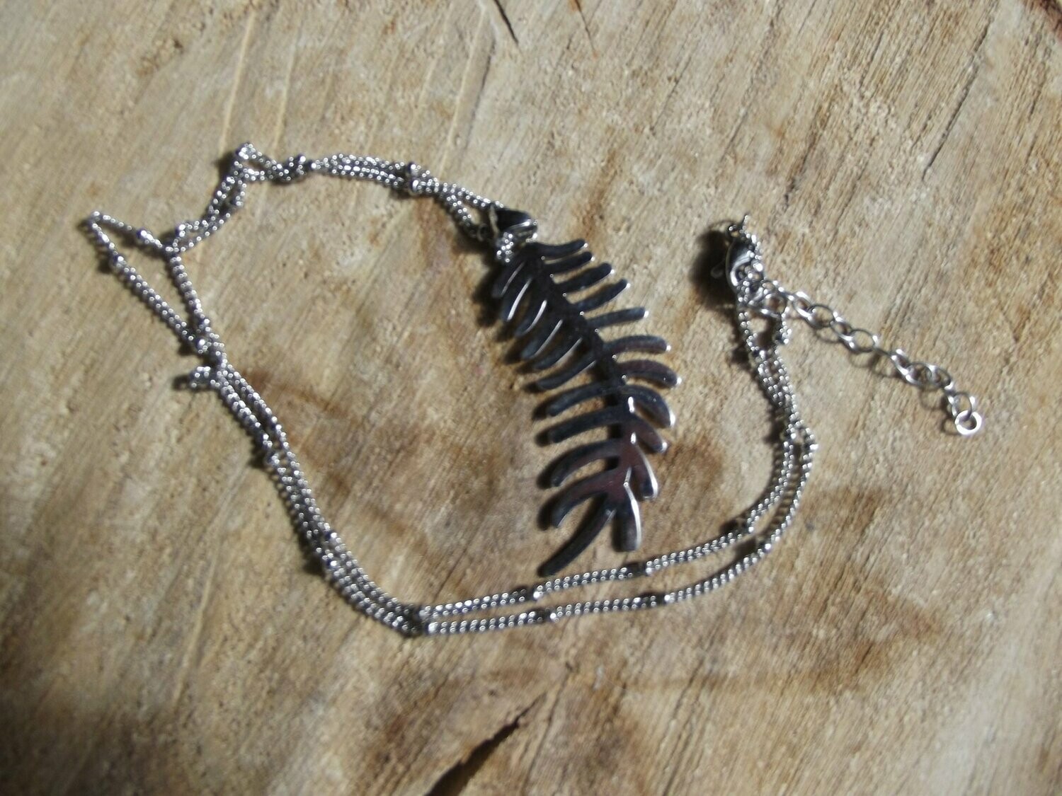 Collier acier tropical
