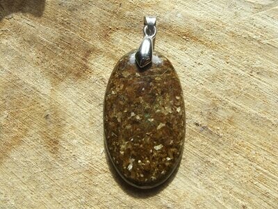 Pendentif bronzite