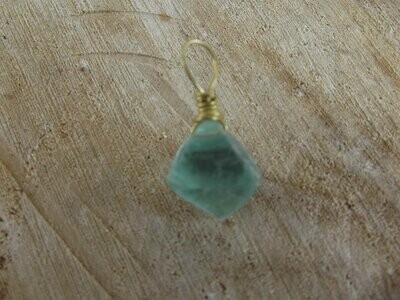 Pendentif octaèdre de fluorite