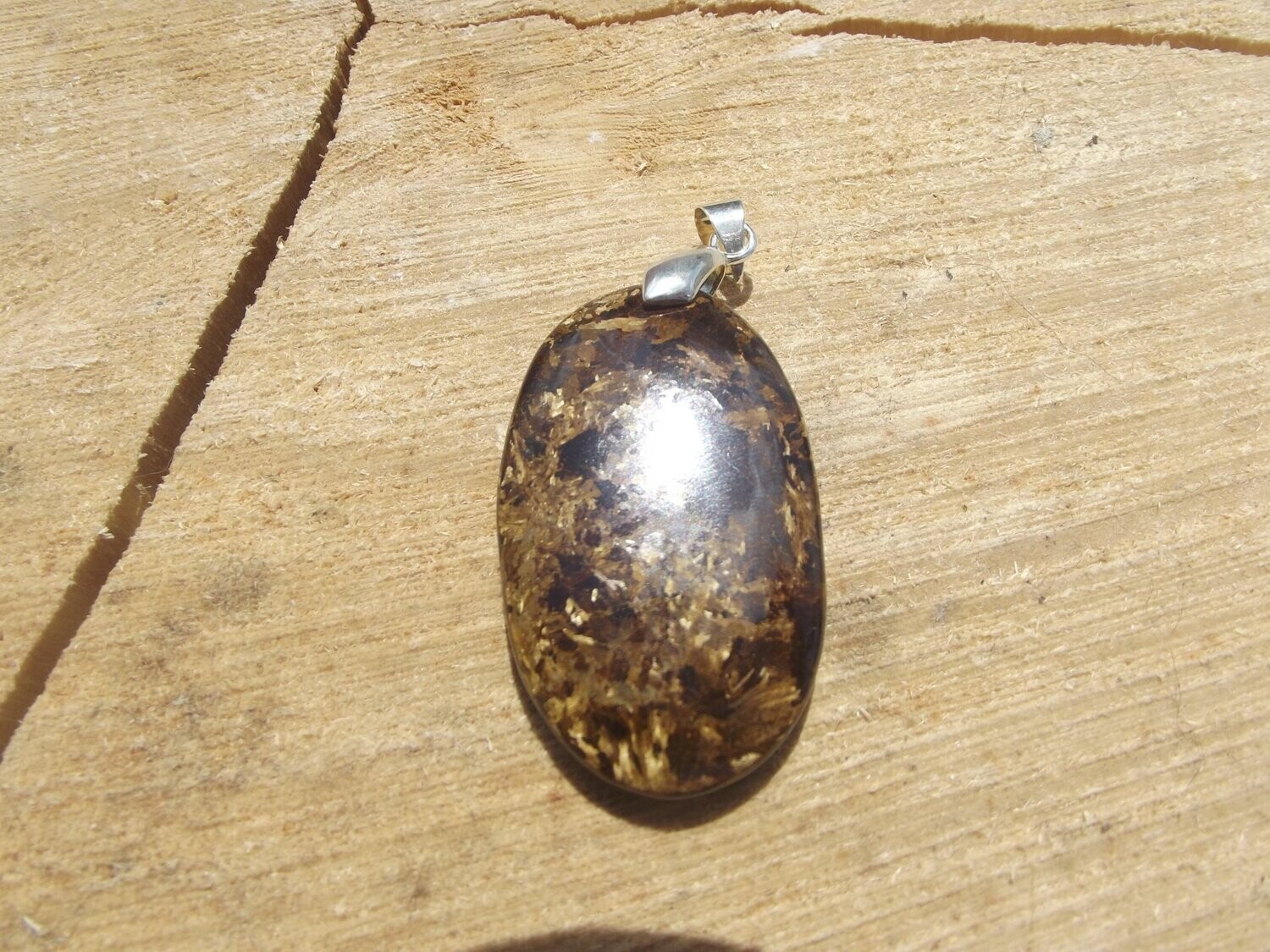 Pendentif bronzite