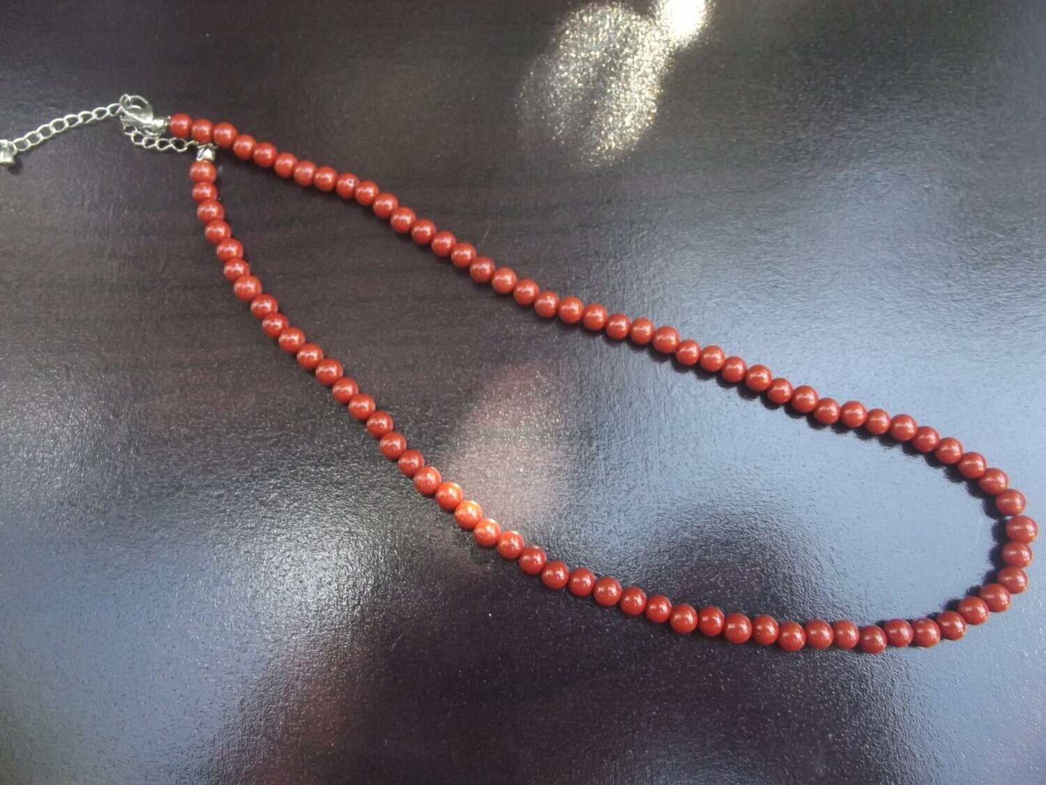 Collier jaspe rouge 4 mm