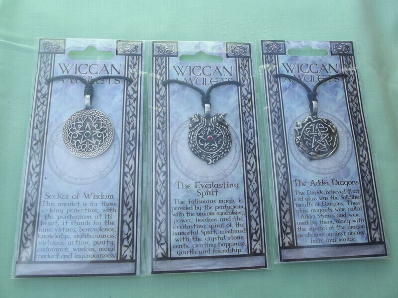 Colliers wicca plusieurs modèles