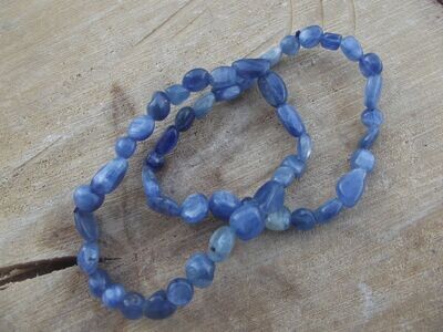 Bracelet en grains cyanite