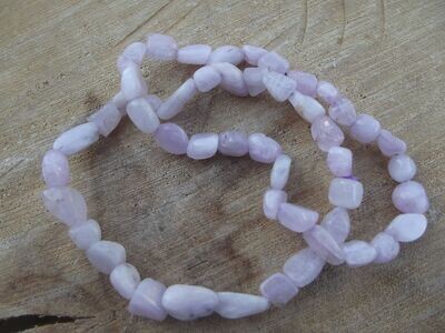 Bracelet en grains kunzite