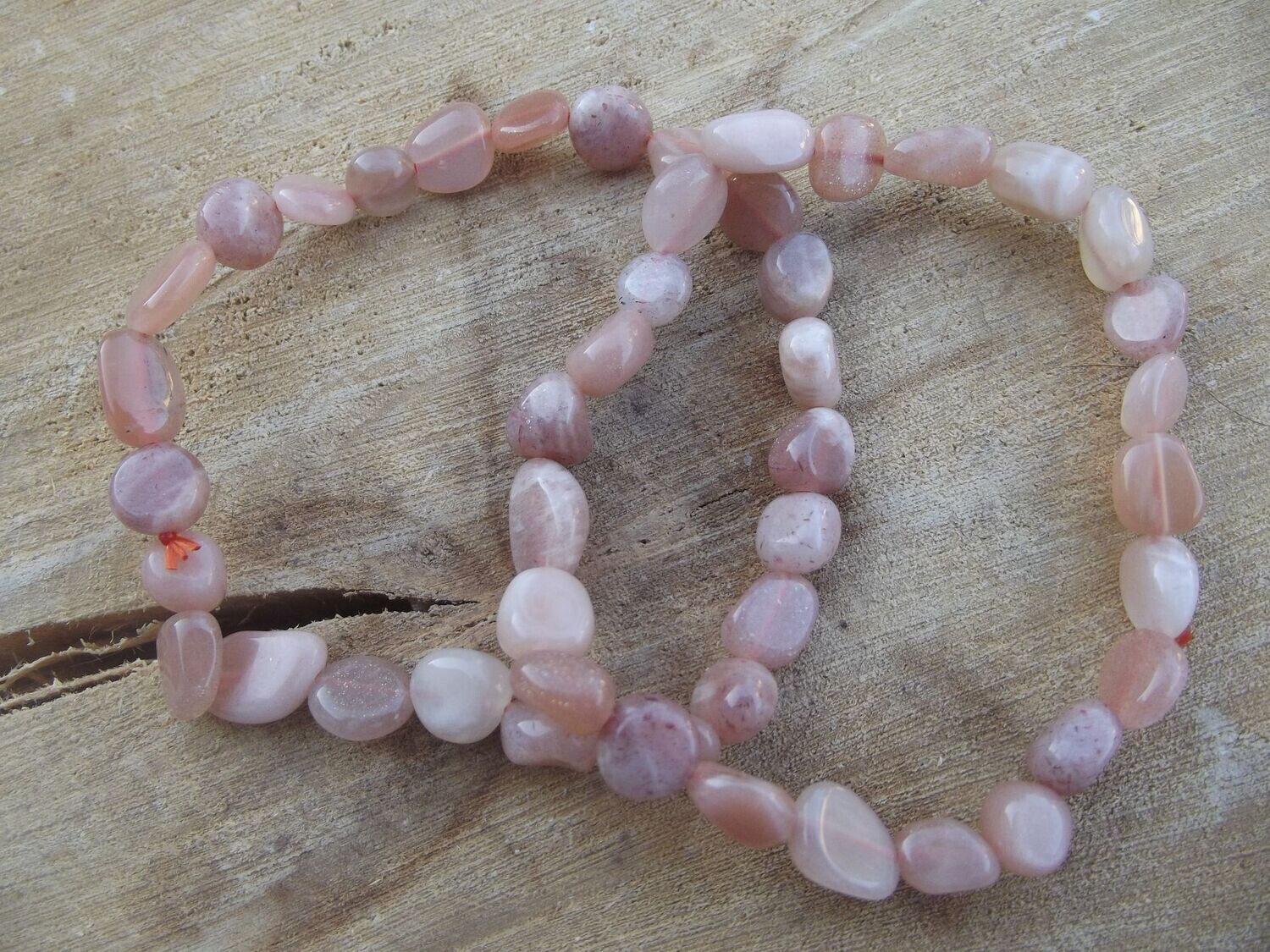 Bracelet en grains pierre de lune